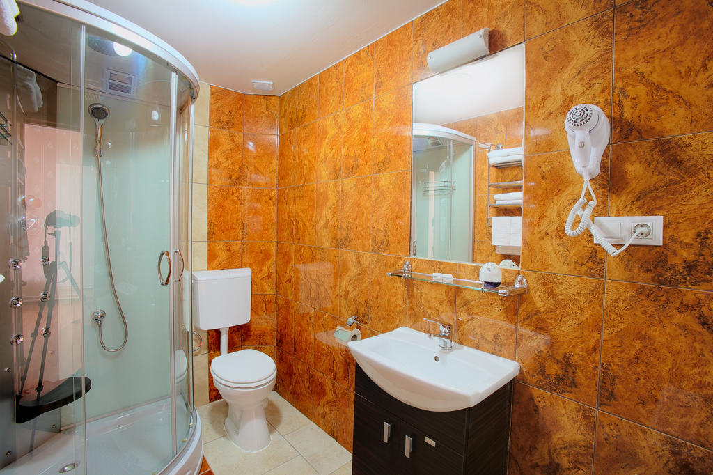 Casa Preturii Ξενοδοχείο Tîrgu Lăpuş Δωμάτιο φωτογραφία
